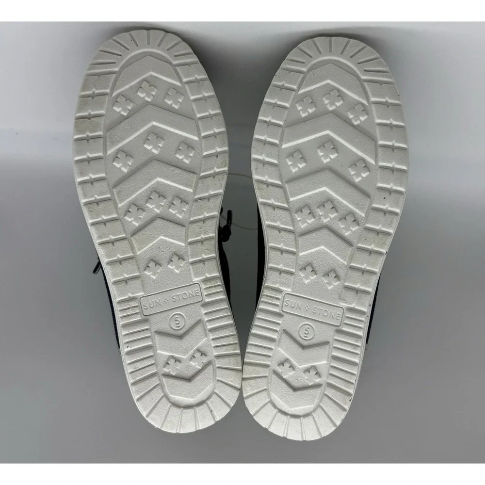 Sun + Stone Kid's' Boy's Blue Brian Square Toe‎ Sneaker Shoes Size 5 NWOB